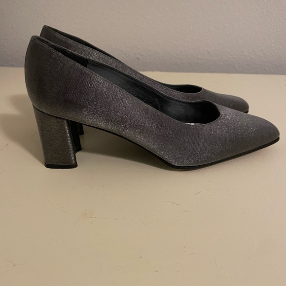 Stuart Weitzman Shoes - Vintage Stuart Weitzman Gunmetal Shimmer Pumps/Heels Size 7 Made In Spain